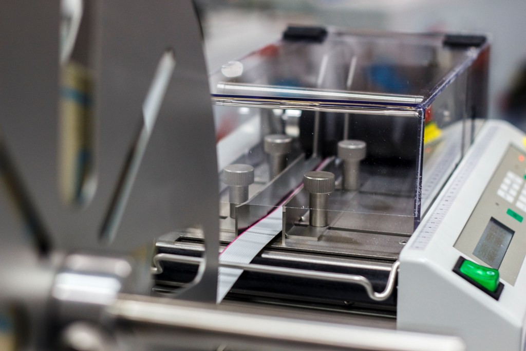 เครื่องตัดท่อพลาสติก JQ-6100