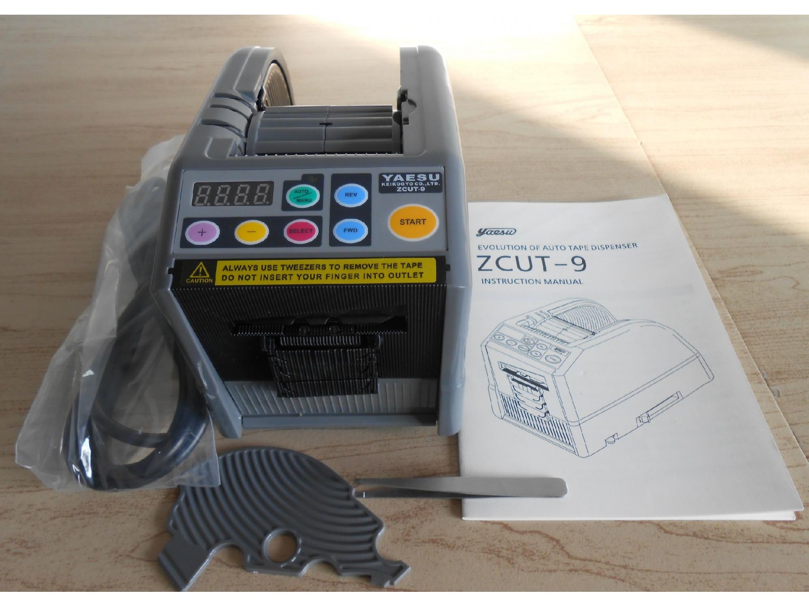 Yeasu เครื่องตัดเทป Zcut 9