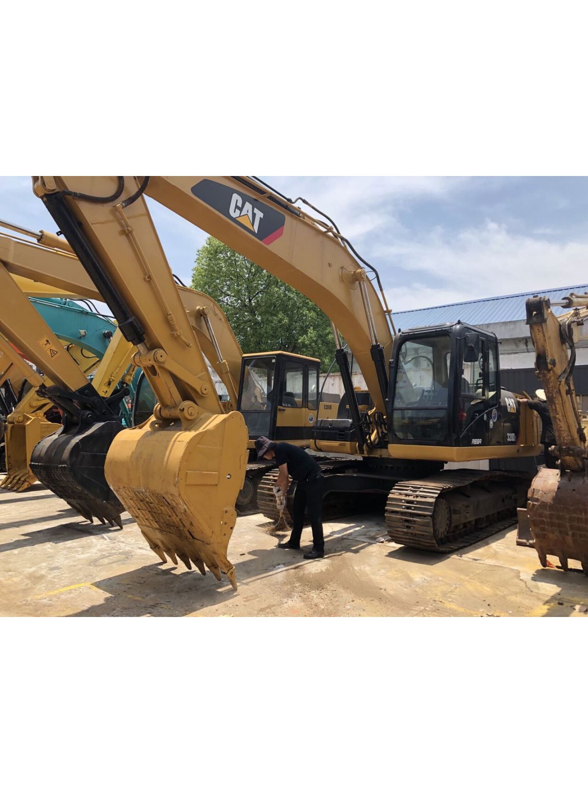 แม็คโคร CAT 320D ไมล์ 2460 ชม.