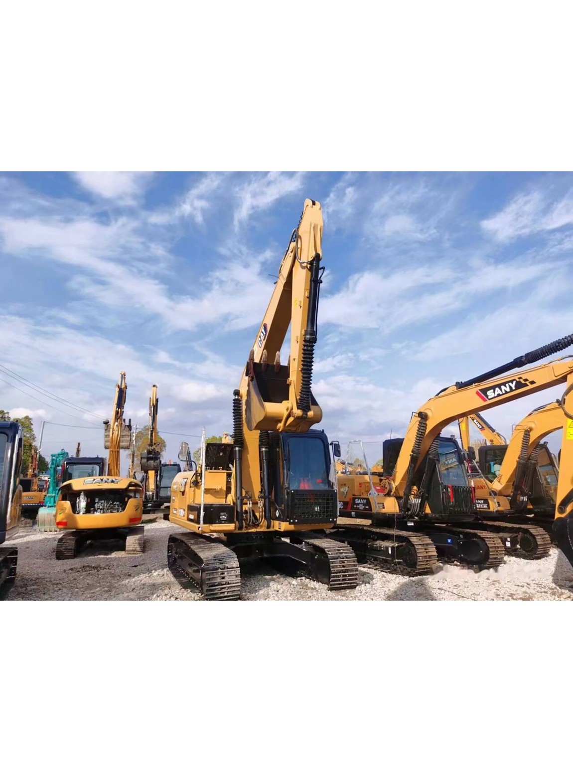 รถขุด Caterpillar 313D2GC