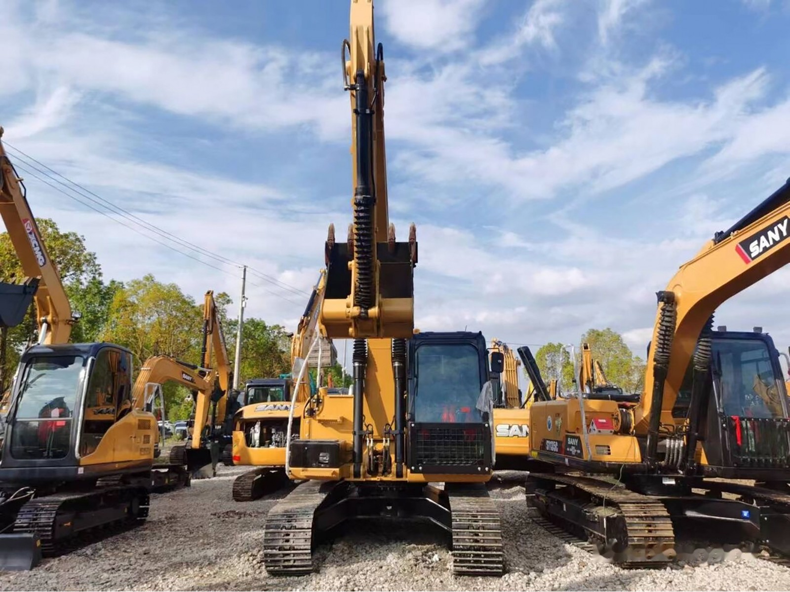 รถขุด Caterpillar 313D2GC