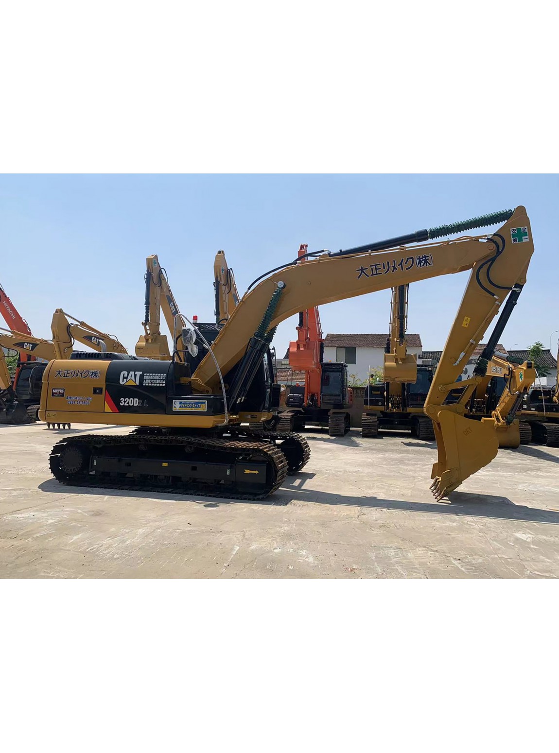 รถขุด Caterpillar 320D2