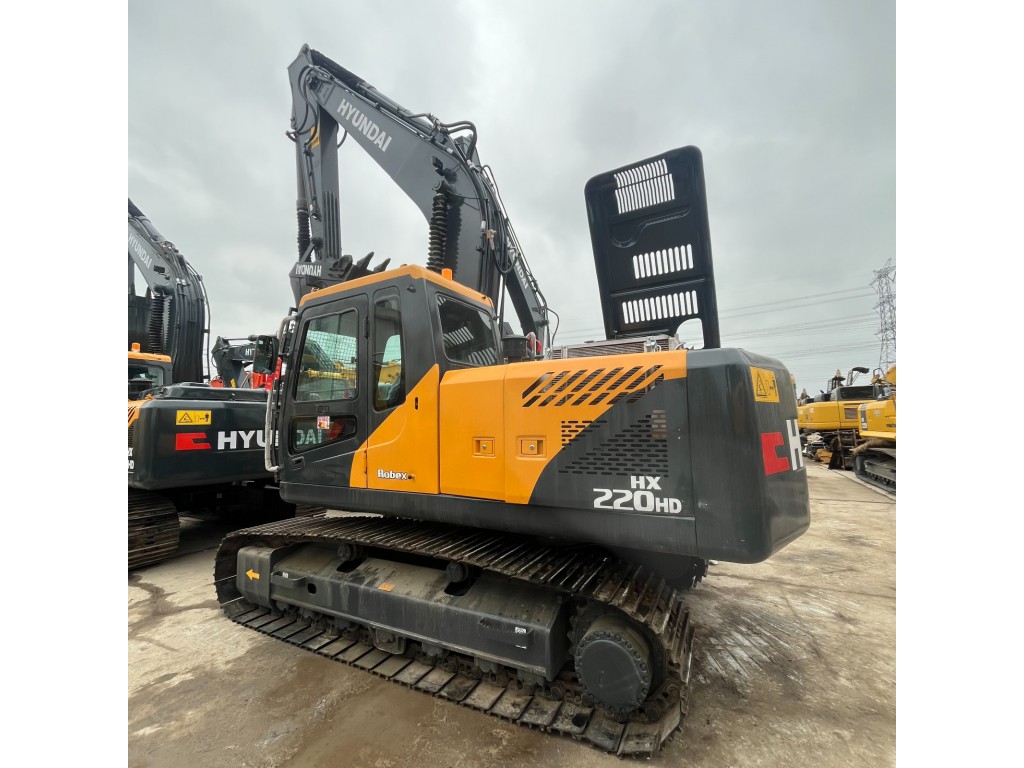 รถขุด Hyundai HX220HD