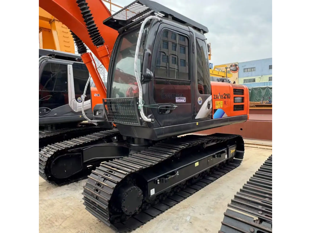 รถขุด Hitachi ZX 200-5G