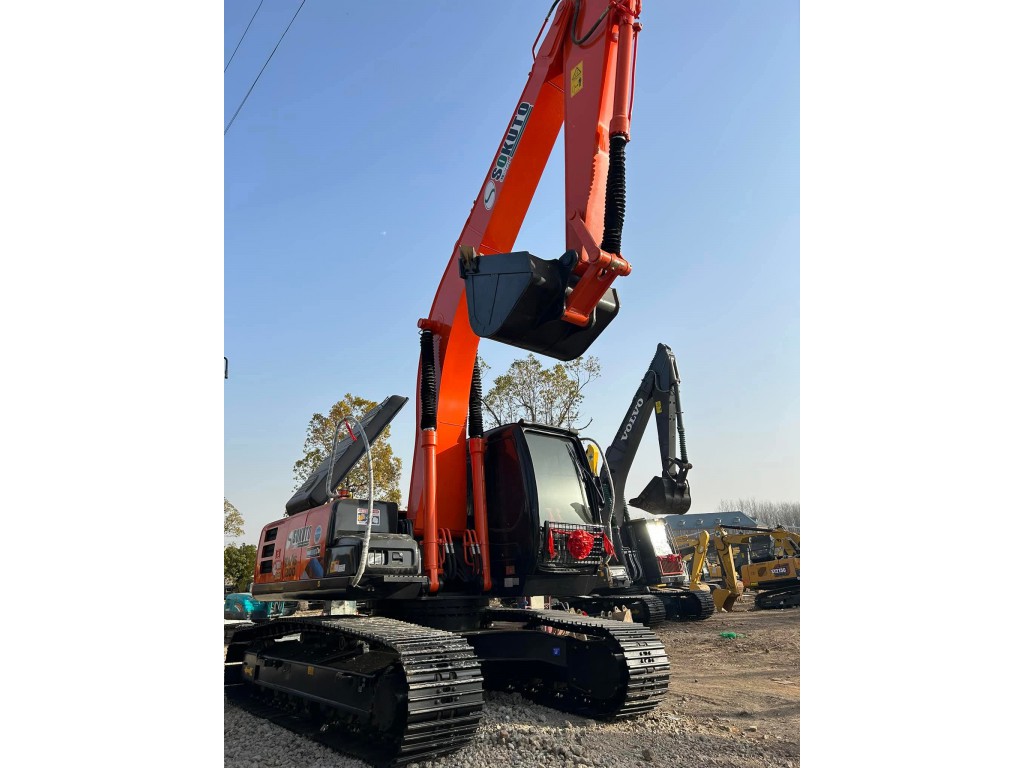 รถขุด Hitachi ZX 200-5G