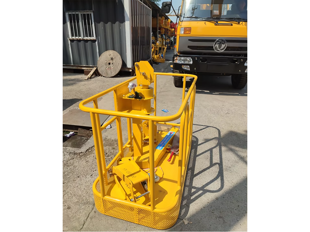 เครนติดกระเช้า 3 ตัน