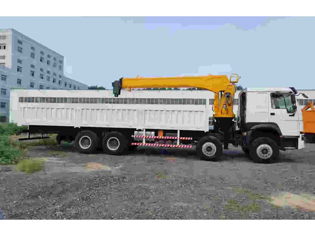 รถเครนบรรทุก 50 ตัน รถเครนบรรทุก