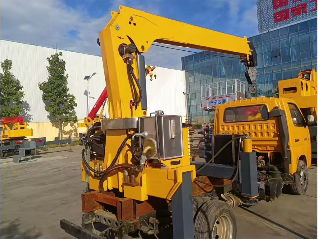 เครนติดกระเช้า 3 ตัน