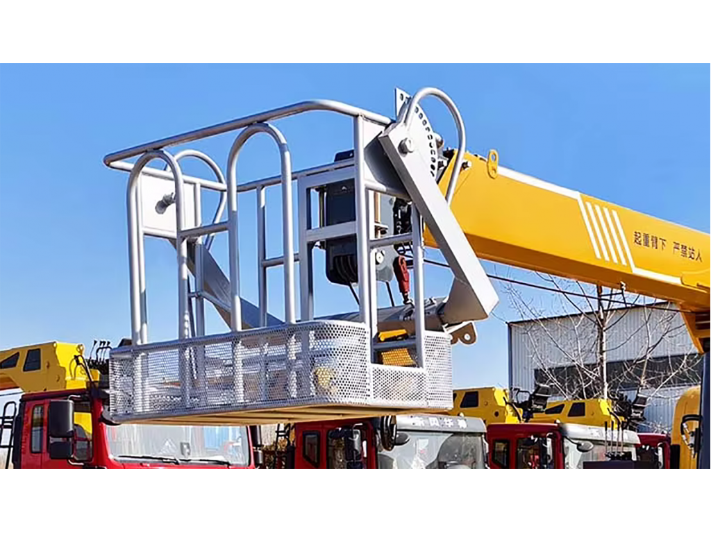 รถเครนติดกระเช้า 3 ตัน 3 ปอก