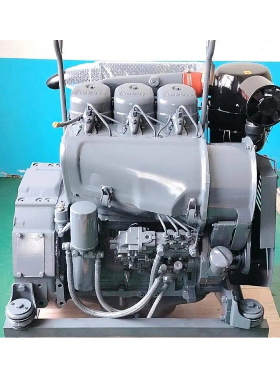 เครื่องยนต์ดีเซล DEUTZ 3 สูบใหม่ F3L912