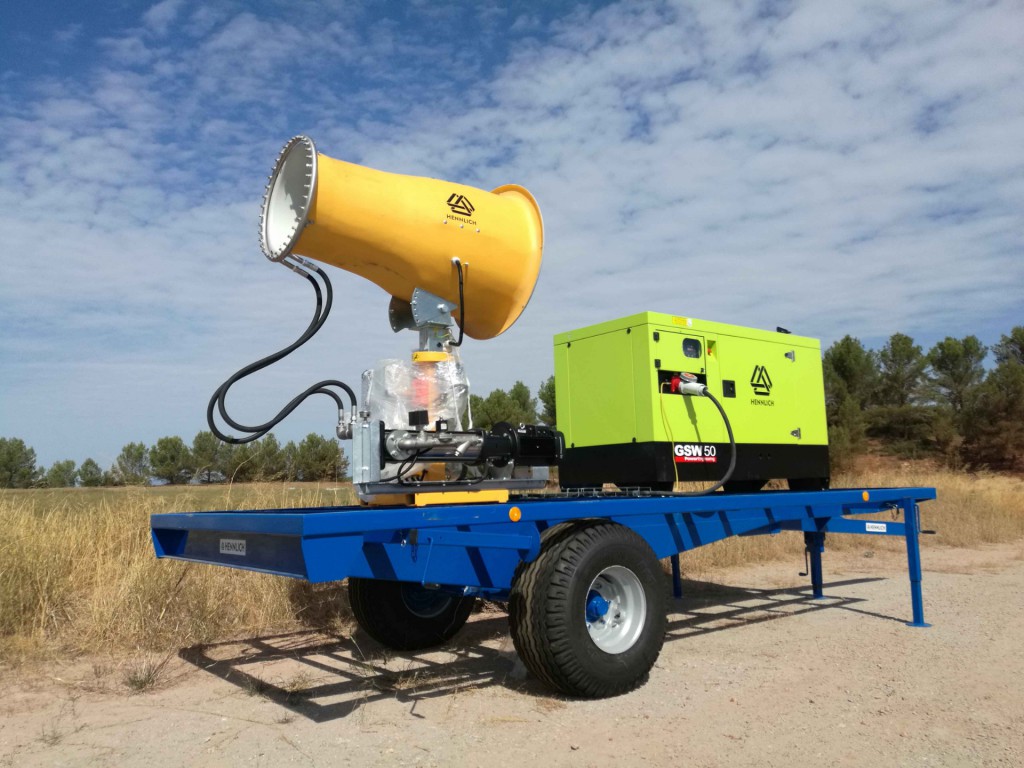 เครื่องพ่นละอองไอน้ำ M-55