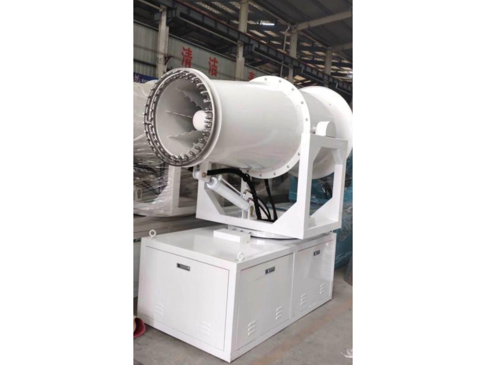 เครื่องพ่นหมอกไอน้ำ