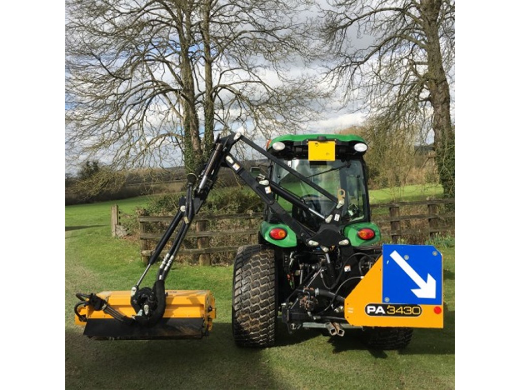 เครื่องตัดหญ้าไหล่ทาง ติดท้ายรถฟาร์มแทรกเตอร์