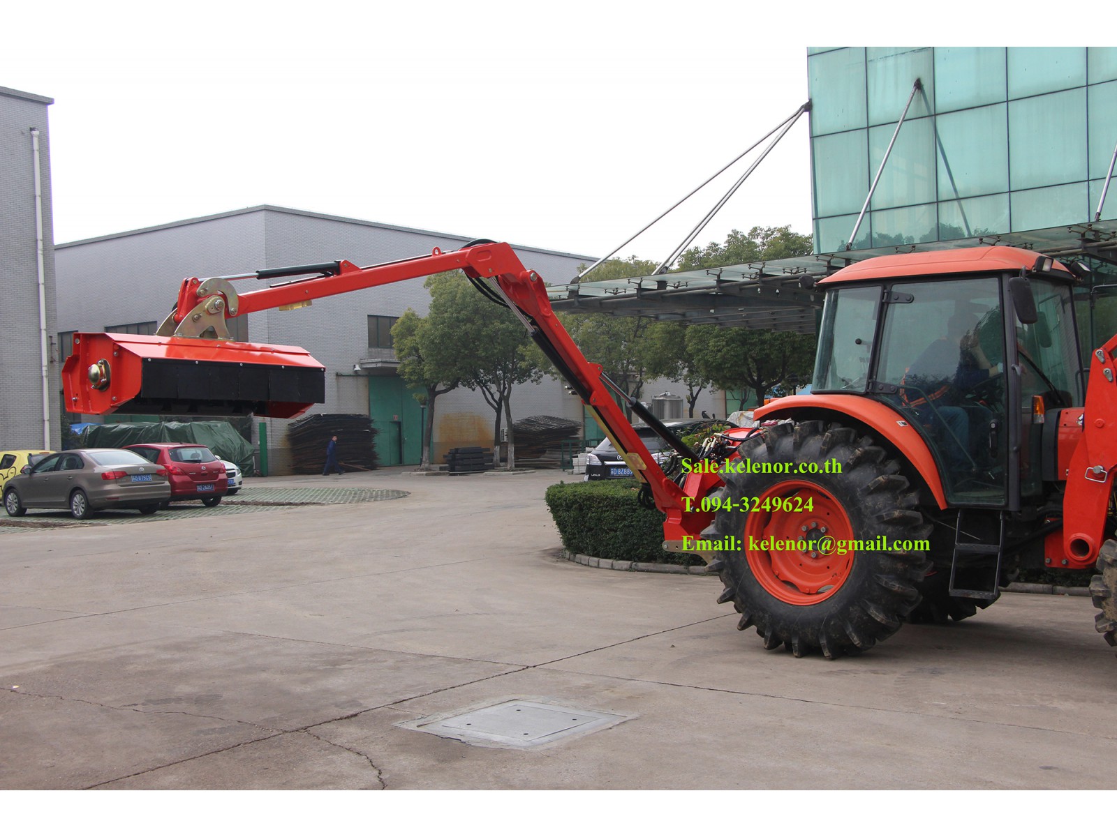 เครื่องตัดหญ้า รถแทรกเตอร์