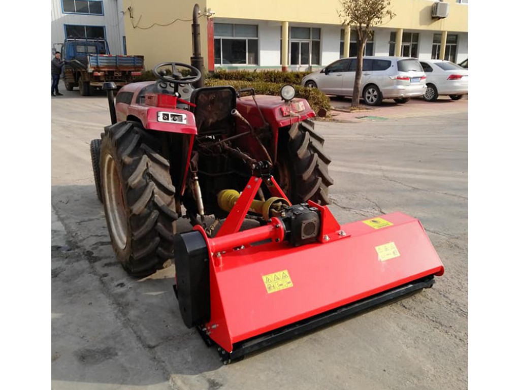 เครื่องตัดหญ้าไหล่ทาง