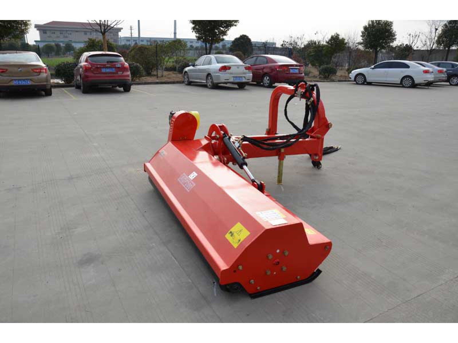 เครื่องตัดหญ้าไหล่ทาง AGF100