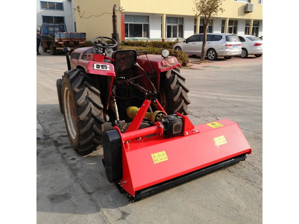 เครื่องตัดหญ้าไหล่ทาง