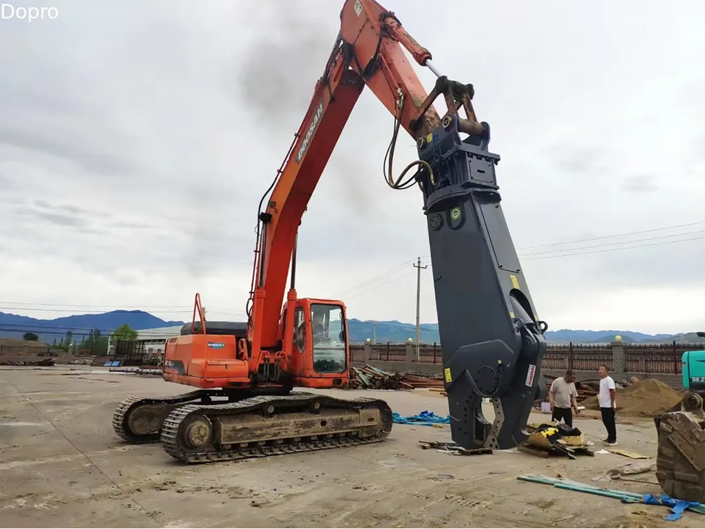 กรรไกรตัดเหล็กติด รถแม็คโคร