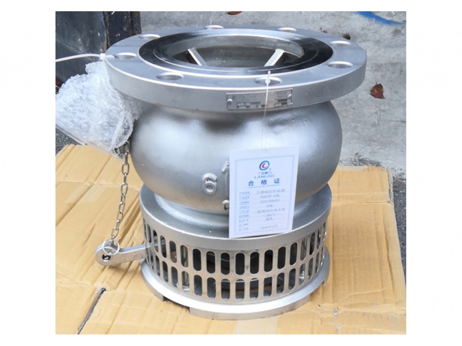 ฟุตวาล์วสแตนเลส 6 นิ้ว