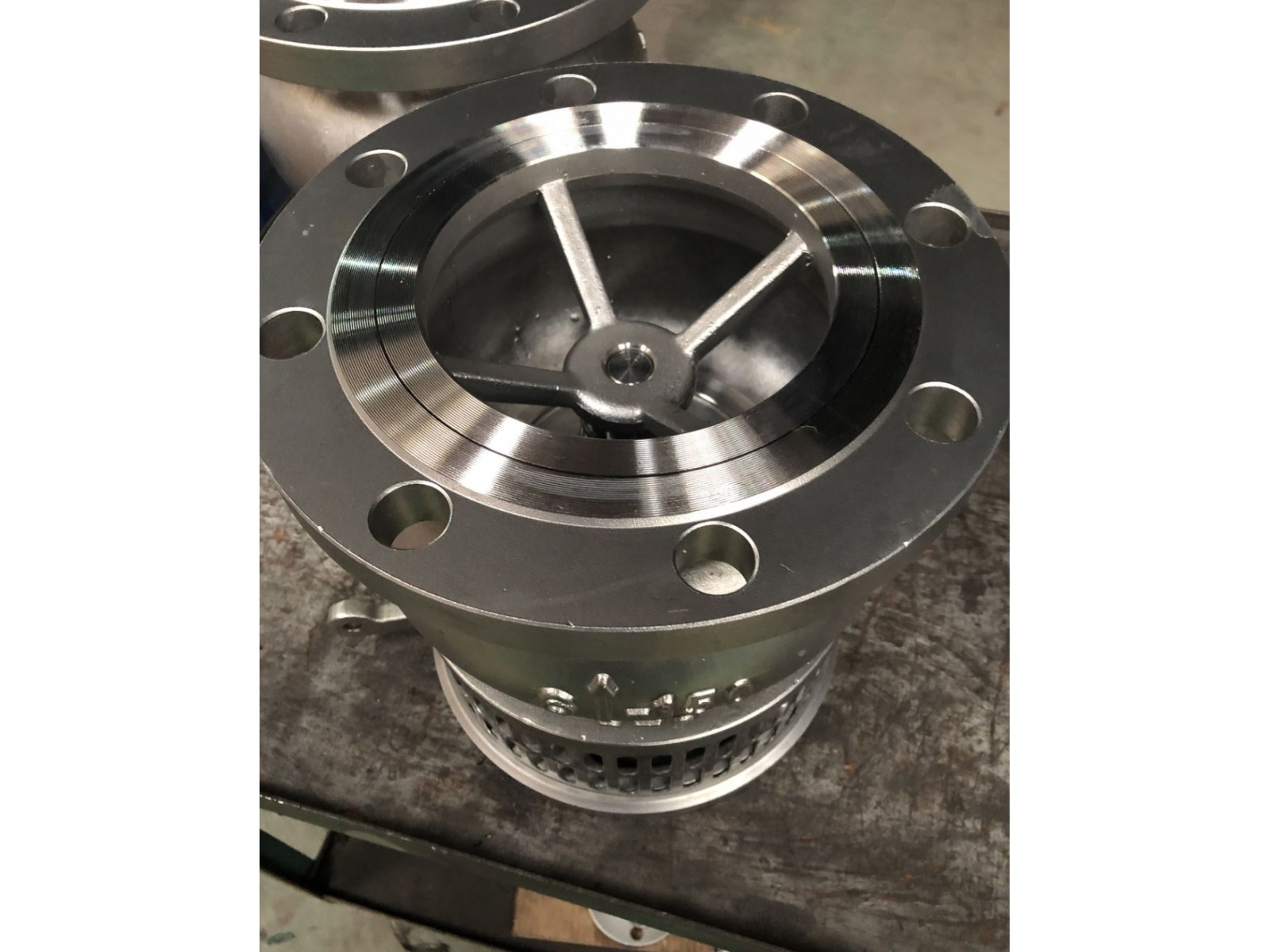 ฟุตวาล์ว สแตนเลส 304