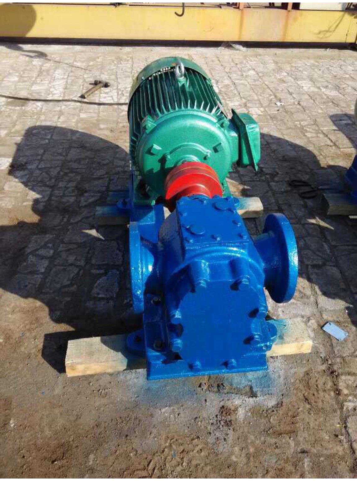 ปั๊มยางมะตอย Asphalt pump