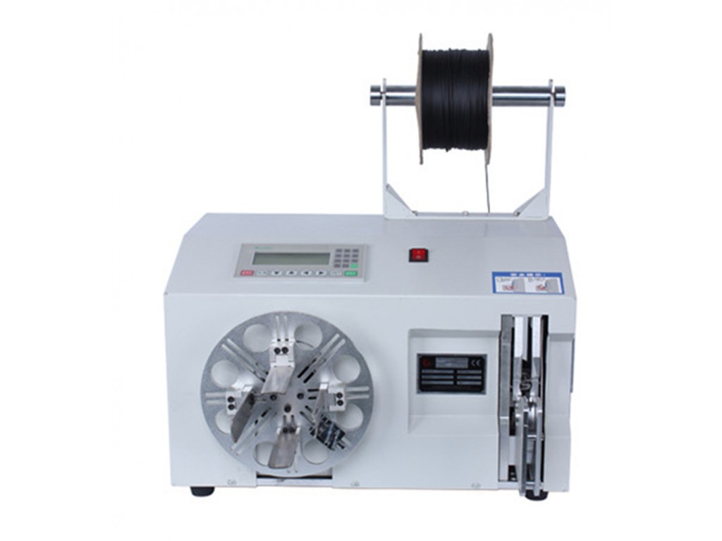 เครื่องม้วนฉลากสินค้า HS-C6