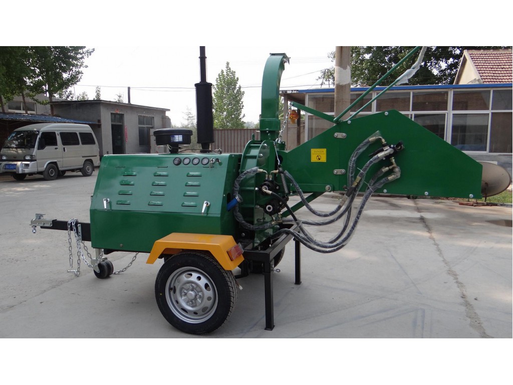 40 แรงม้า เครื่องย่อยกิ่งไม้