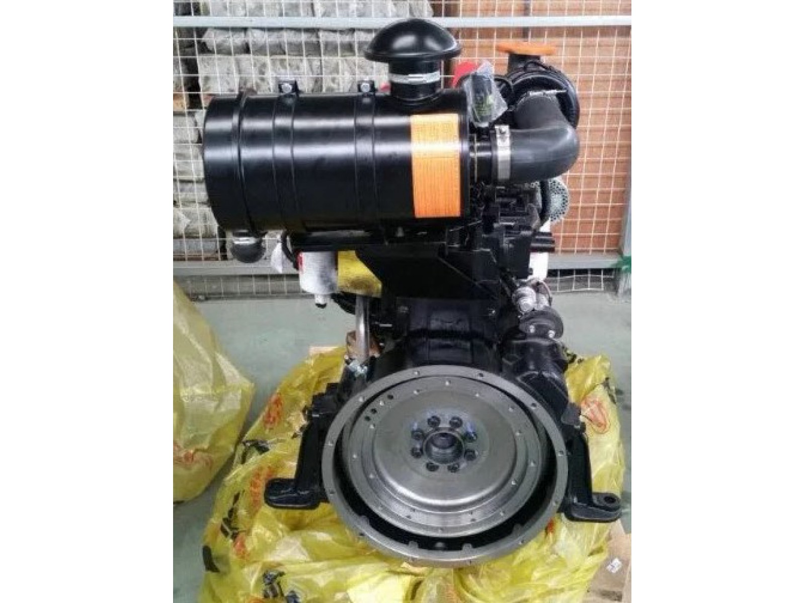 เครื่องยนต์ 6BTA5.9-C150