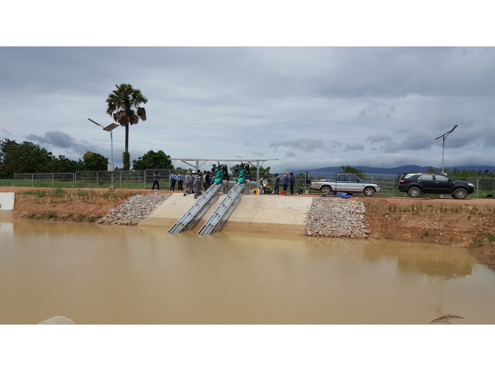 ปั๊มพญานาค ท่อ 12 นิ้ว