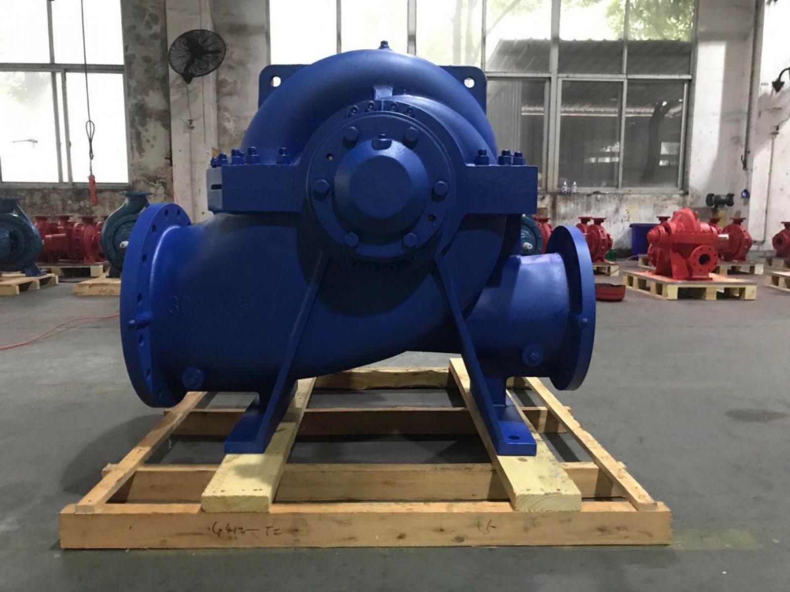 ปั๊มหอยโข่ง 12*10 นิ้ว ES250-600