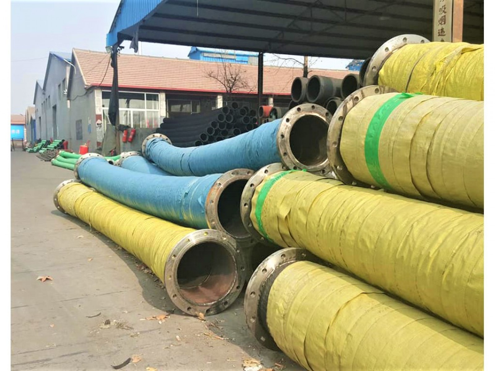 ท่อยางส่งน้ำตัวหนอน 12 นิ้ว 4 เมตร