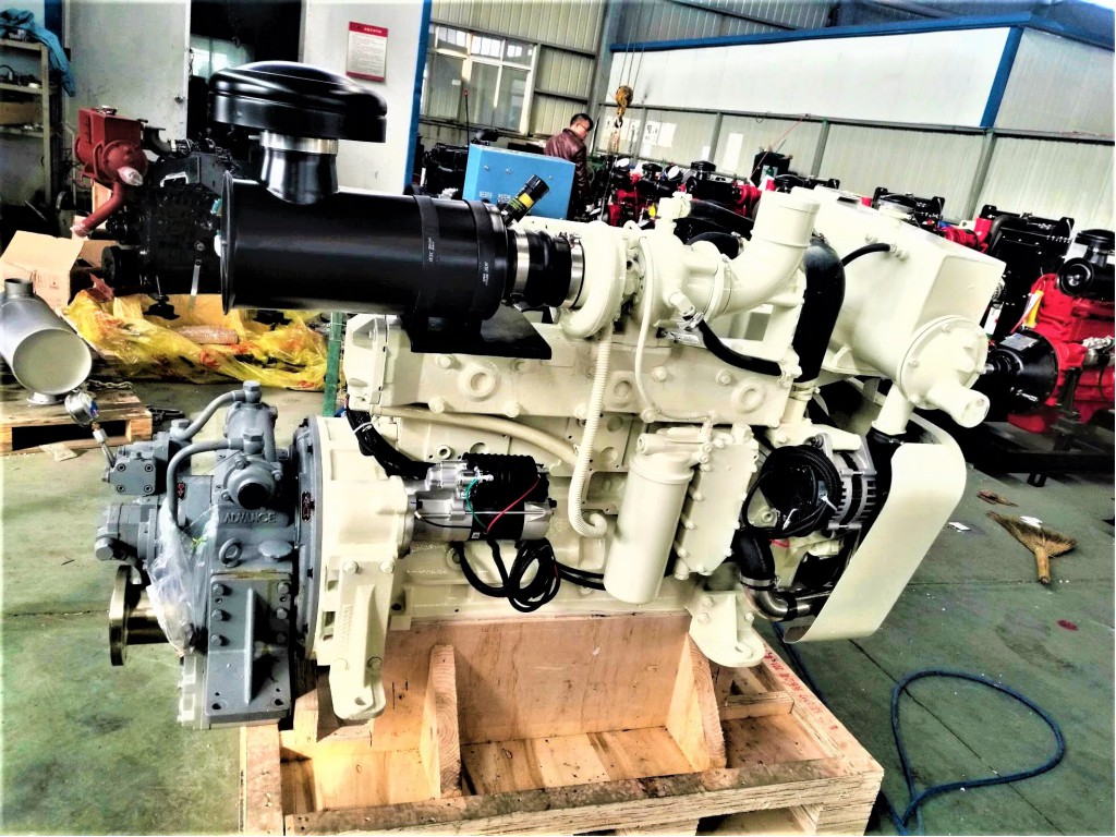 Marine Diesel Engine 6CTA8.3-M220