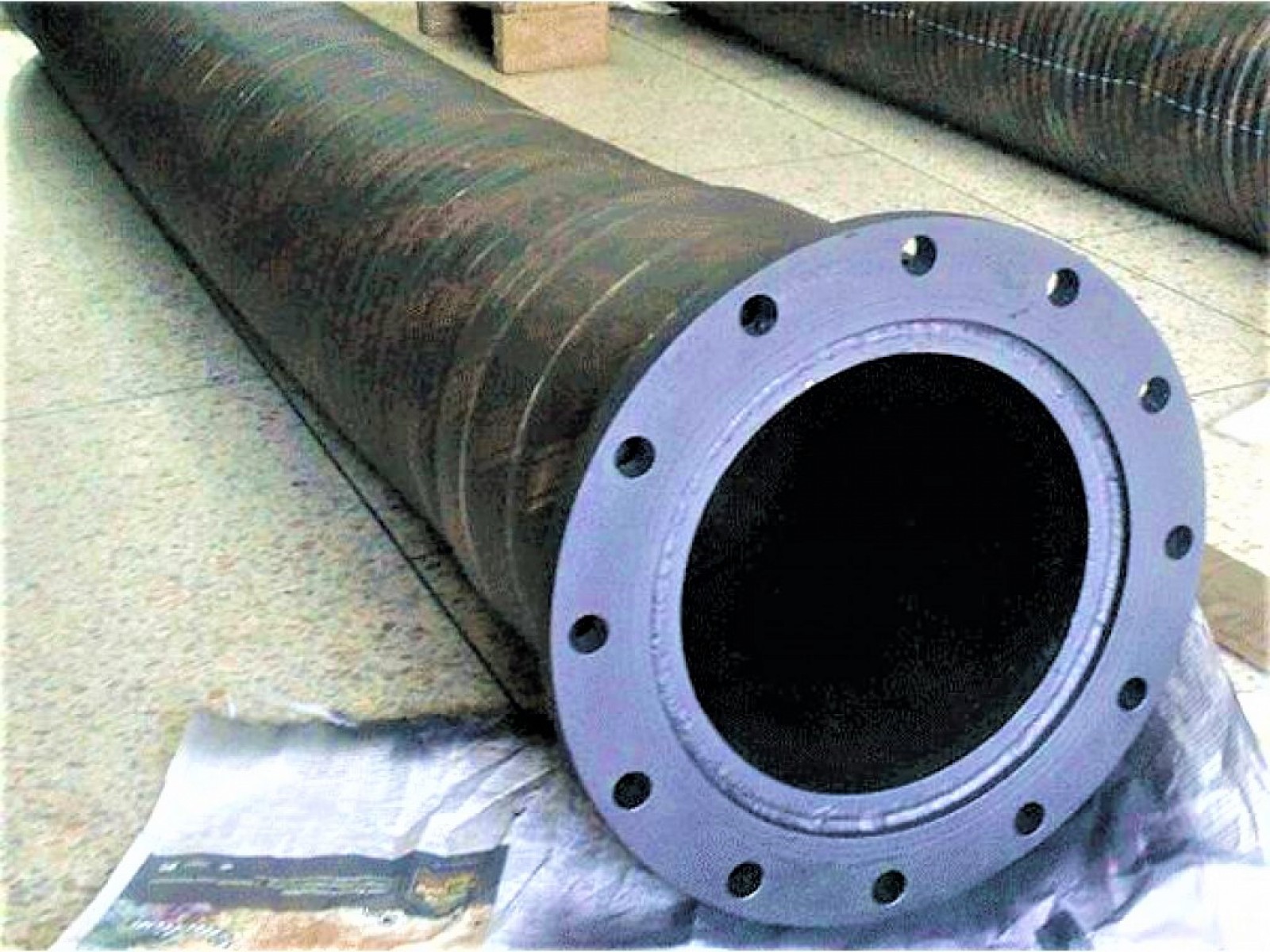 ท่อสูบน้ำตัวหนอน ขนาด 14 นิ้ว 4 เมตร